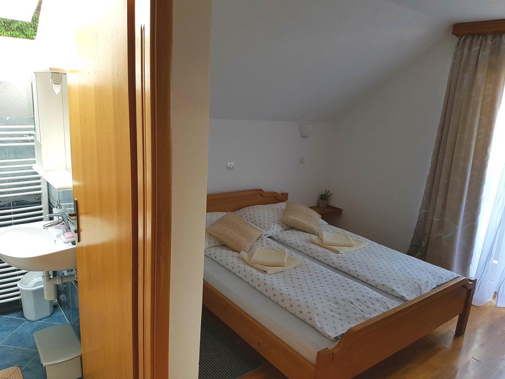 Bed and Breakfast House Ana Plitvička Jezera Exterior foto