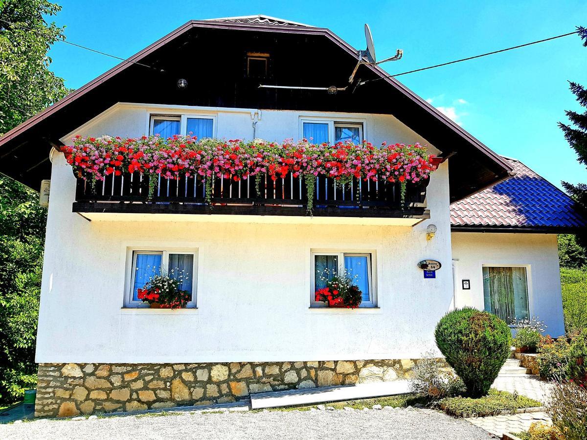 Bed and Breakfast House Ana Plitvička Jezera Exterior foto
